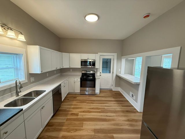 979 Scott Street, Muskegon City, MI 49442