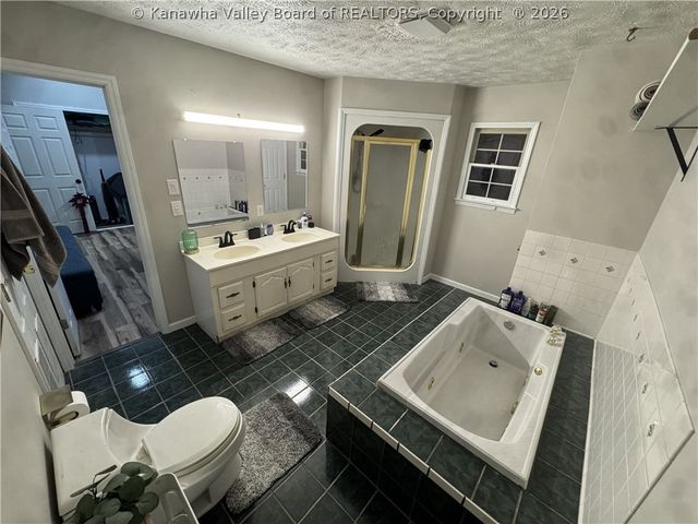 114 EDGEMONT Drive, Princeton, WV 24740