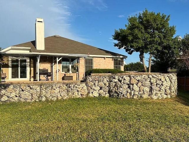 1209 Mill Spring Drive, Garland, TX 75040