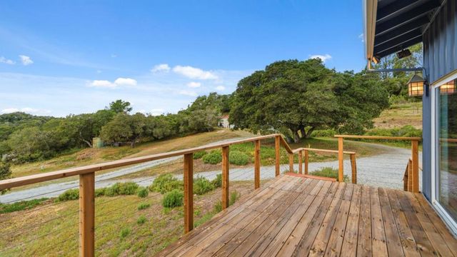 19269 Mallory Canyon Road D, Salinas, CA 93907