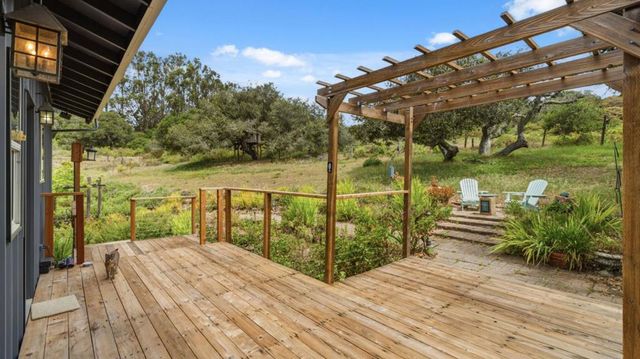 19269 Mallory Canyon Road D, Salinas, CA 93907