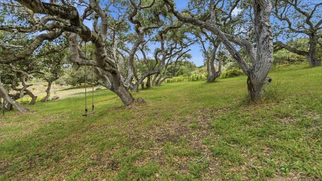 19269 Mallory Canyon Road D, Salinas, CA 93907