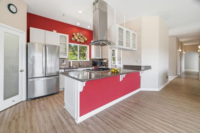 19269 Mallory Canyon Road D, Salinas, CA 93907