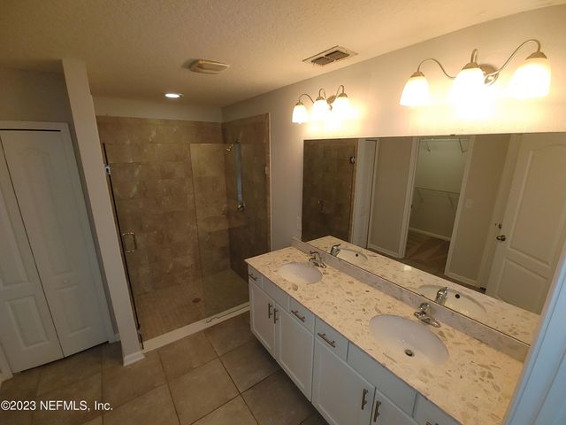 208 MIDWAY PARK Drive, St. Augustine, FL 32084