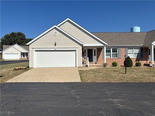 7035 NW Harvey Avenue NW, North Canton, OH 44720