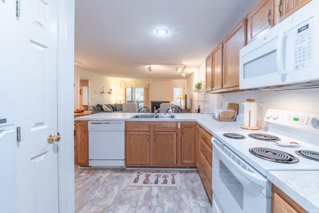 1847 E Eagle Bay Drive, Bloomington, IN 47401