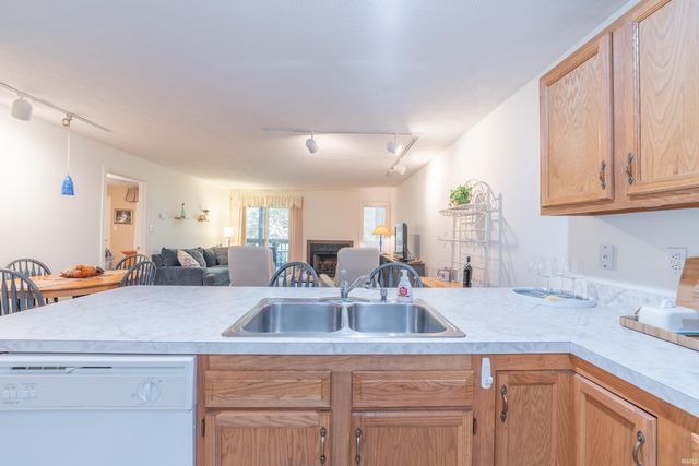 1847 E Eagle Bay Drive, Bloomington, IN 47401