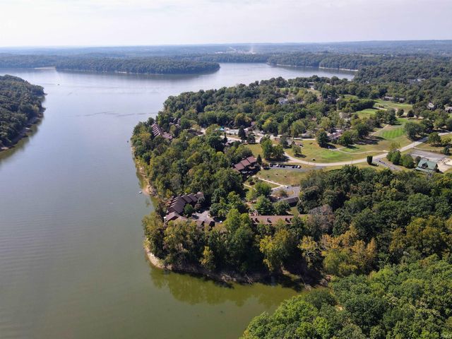 1847 E Eagle Bay Drive, Bloomington, IN 47401