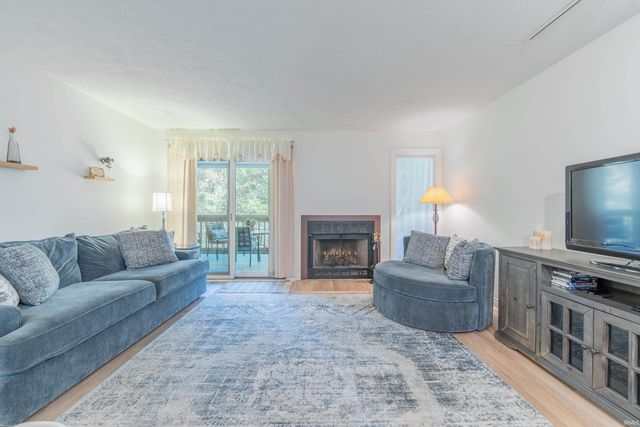 1847 E Eagle Bay Drive, Bloomington, IN 47401