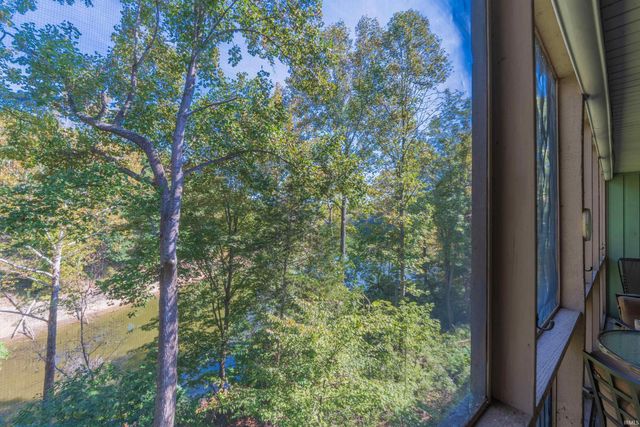 1847 E Eagle Bay Drive, Bloomington, IN 47401