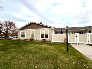 22727 Renford Street, Novi City, MI 48375