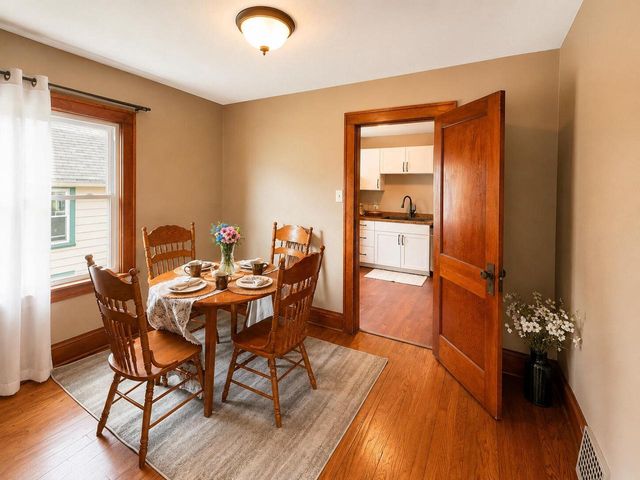 6201 25th AVENUE, Kenosha, WI 53143