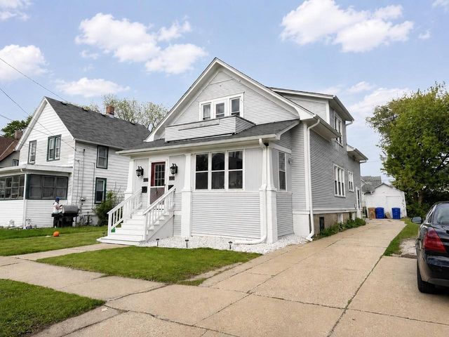 6201 25th AVENUE, Kenosha, WI 53143