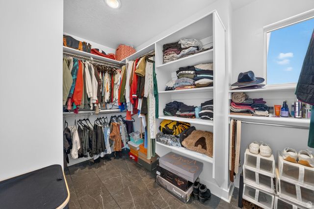 4166 N FAIRFIELD DR, Eagle Mountain, UT 84005