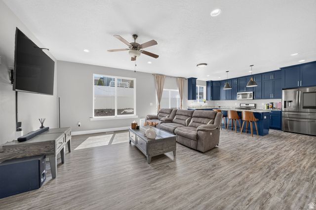 4166 N FAIRFIELD DR, Eagle Mountain, UT 84005