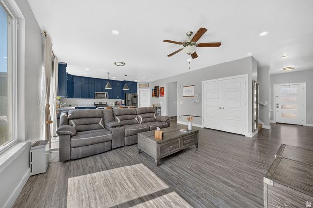 4166 N FAIRFIELD DR, Eagle Mountain, UT 84005