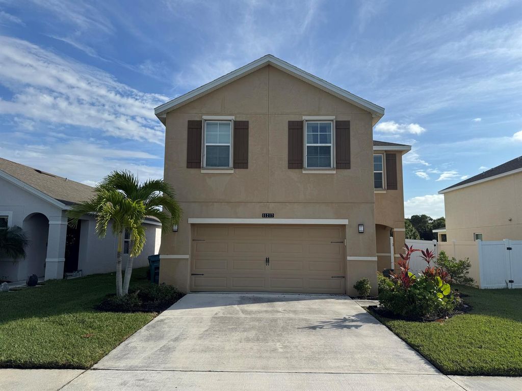 11217 SW Sophronia Street, Port St. Lucie, FL 34987