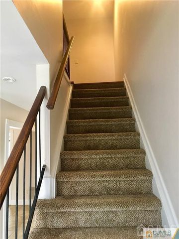 601 Maple Hill Drive 601, Woodbridge Proper, NJ 07095