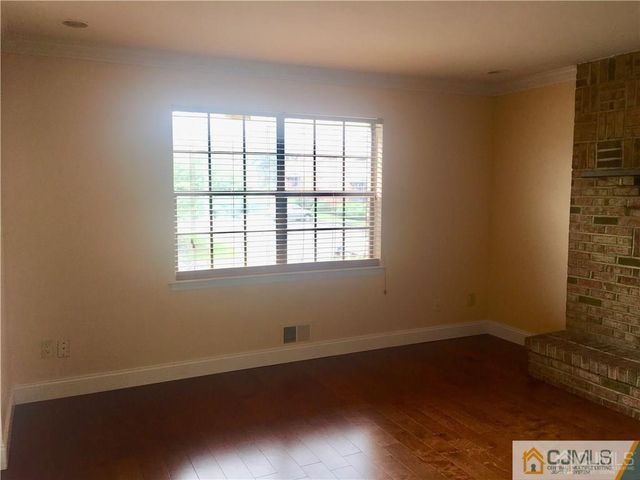 601 Maple Hill Drive 601, Woodbridge Proper, NJ 07095