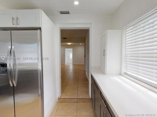 88 NW 85th St 1, Miami, FL 33150