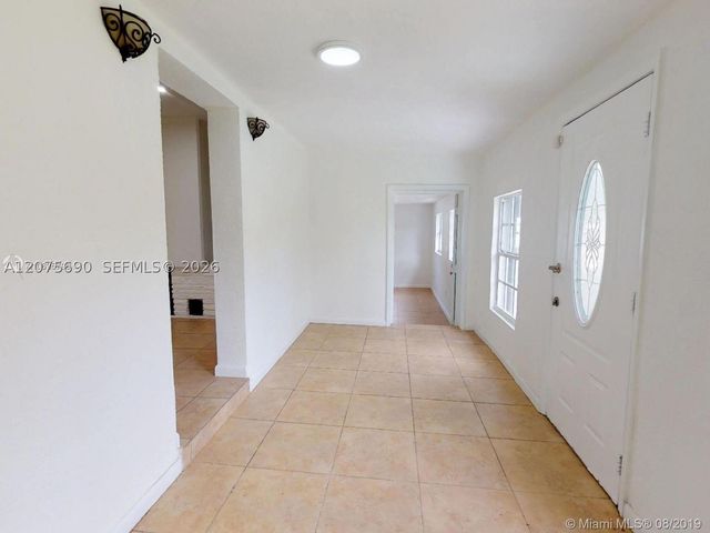 88 NW 85th St 1, Miami, FL 33150