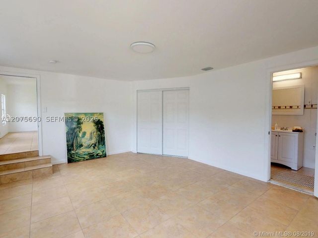88 NW 85th St 1, Miami, FL 33150