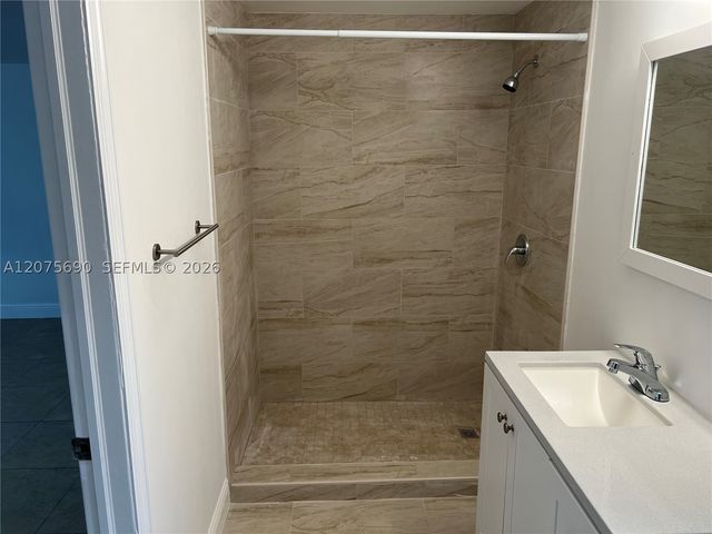 88 NW 85th St 1, Miami, FL 33150