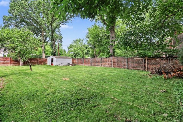 16360 E Rutherland Street, Southfield, MI 48076