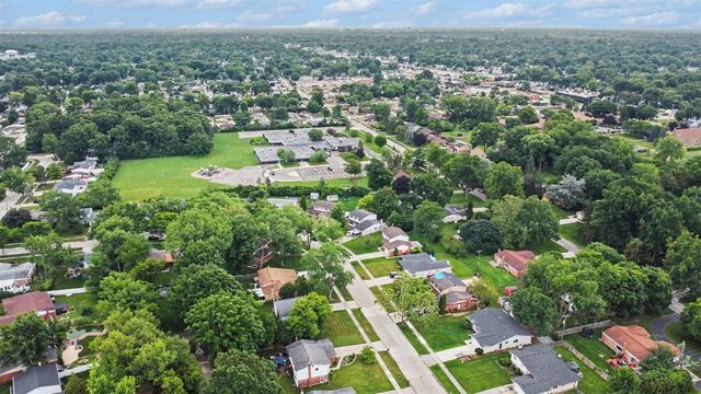 16360 E Rutherland Street, Southfield, MI 48076