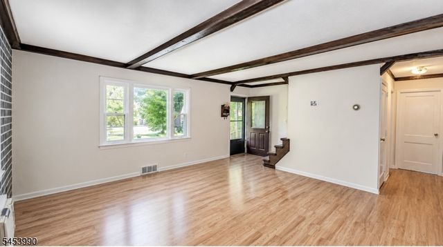 229 Greenbrook Rd, North Plainfield Boro, NJ 07060