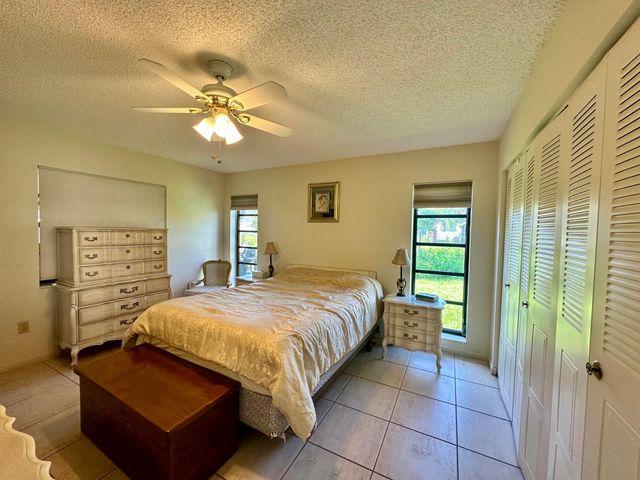 6273 Tall Cypress Circle, Greenacres, FL 33463
