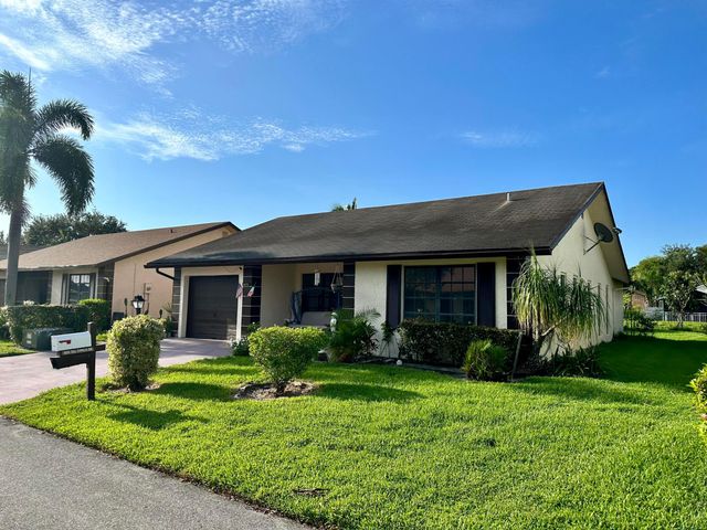 6273 Tall Cypress Circle, Greenacres, FL 33463