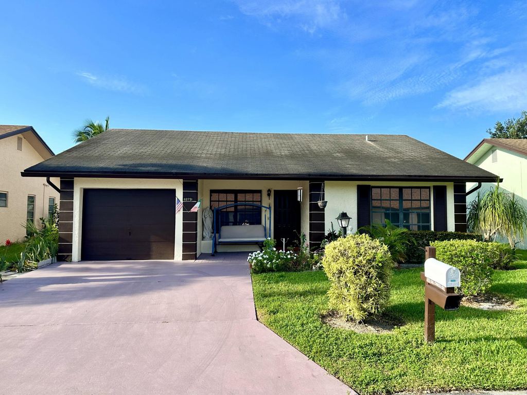 6273 Tall Cypress Circle, Greenacres, FL 33463