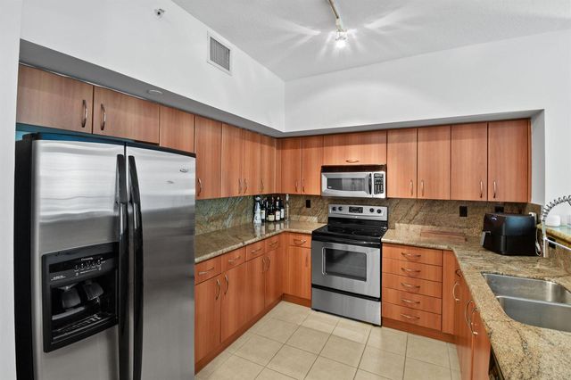250 NE 3rd Avenue 1320, Delray Beach, FL 33444