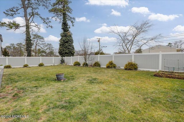 1000 Birmingham Avenue, Toms River, NJ 08757