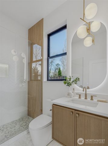 3695 122nd Avenue SE, Bellevue, WA 98006