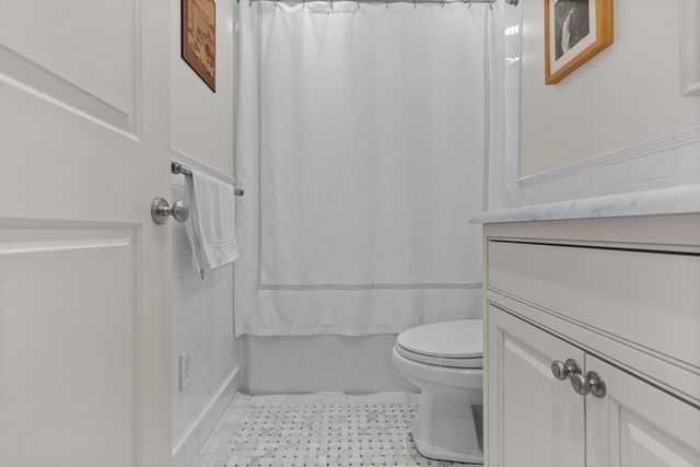 238 Marlborough St 401, Boston, MA 02116