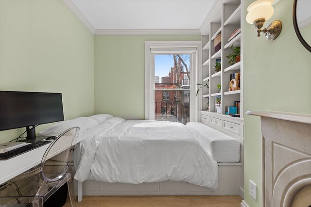 238 Marlborough St 401, Boston, MA 02116