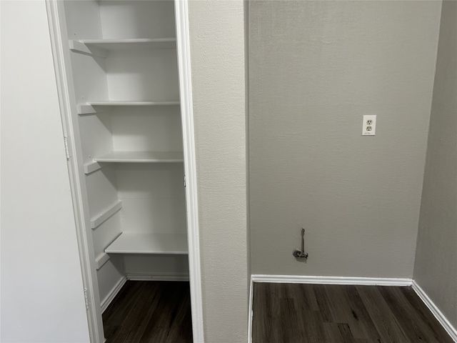 6621 N Park Drive, Watauga, TX 76148