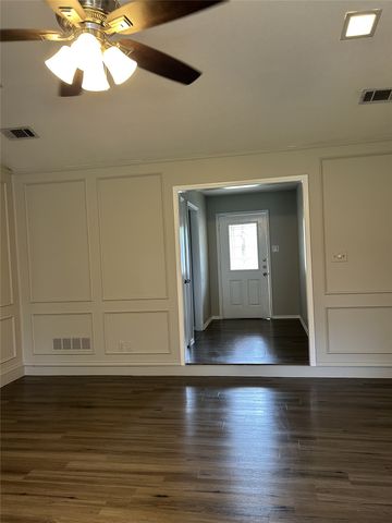 6621 N Park Drive, Watauga, TX 76148