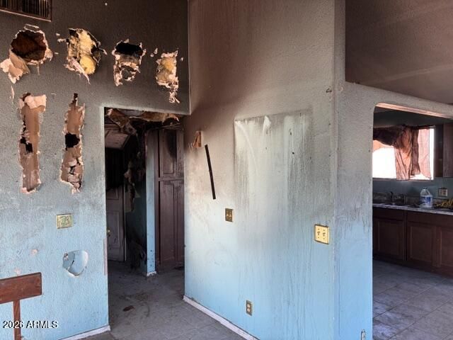 7526 W SURREY Avenue, Peoria, AZ 85381