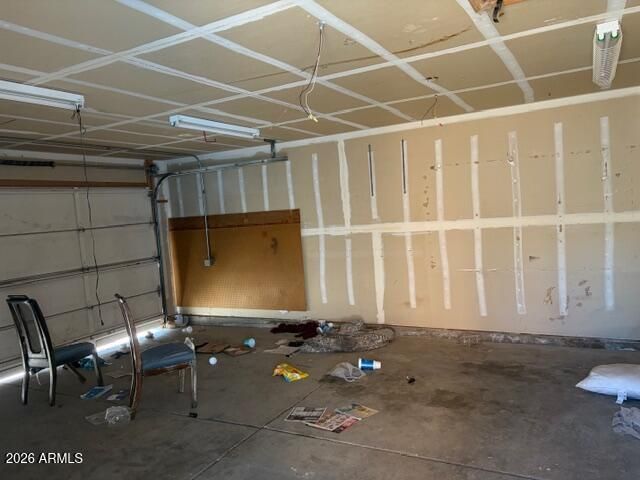 7526 W SURREY Avenue, Peoria, AZ 85381