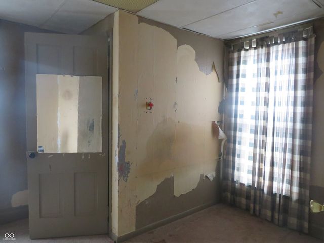 220 E Monroe Street, Alexandria, IN 46001