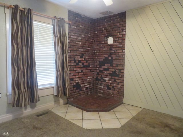 220 E Monroe Street, Alexandria, IN 46001