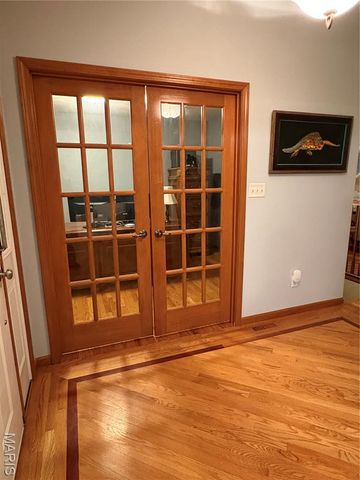 1816 10th Fairway Drive, Belleville, IL 62220