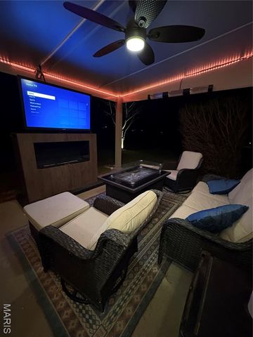 1816 10th Fairway Drive, Belleville, IL 62220