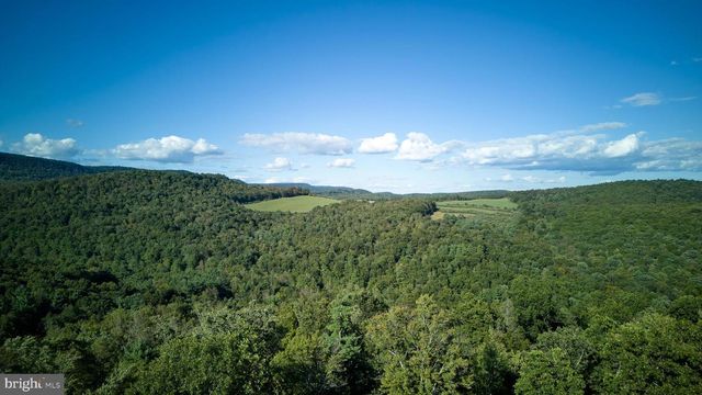 800 HIGH PINES LN, Port Matilda, PA 16870