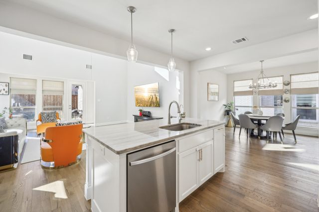 8460 Wembley, The Colony, TX 75056