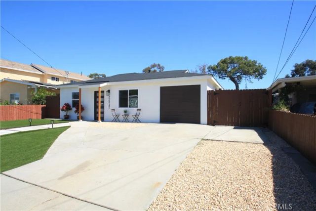 22832 Menlo, Torrance, CA 90502