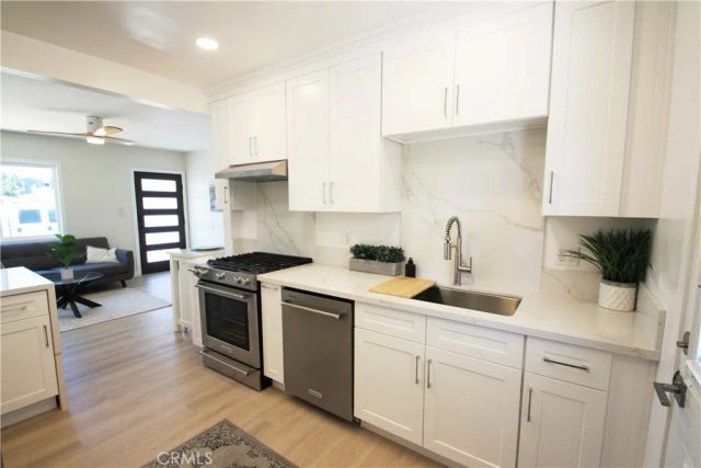 22832 Menlo, Torrance, CA 90502